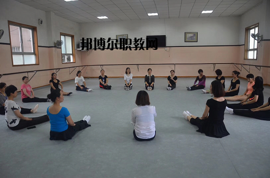 南昌青山湖區(qū)職業(yè)技術(shù)學(xué)校2020年報(bào)名條件、招生要求、招生對象 