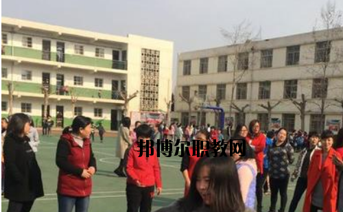 咸陽陜廣電子機械職業(yè)技術學校網站網址
