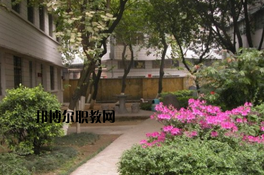 廣州港技工學(xué)校2020年報(bào)名條件、招生要求、招生對(duì)象