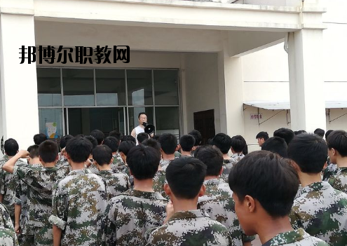 安福職業(yè)中學(xué)2020年有哪些專(zhuān)業(yè)