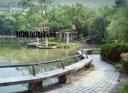 南昌經(jīng)濟管理學(xué)校2020年報名條件、招生要求、招生對象