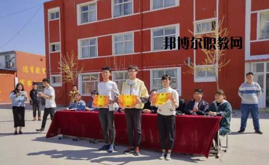 石家莊明澤職業(yè)中專學校