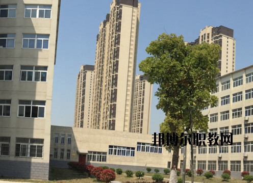 蕪湖財經工業(yè)學校2020年報名條件、招生要求、招生對象