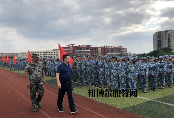 合肥高新科技學(xué)校2020年報名條件、招生要求、招生對象