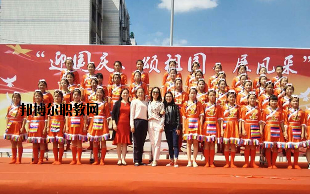 阜陽(yáng)現(xiàn)代職業(yè)教育學(xué)校2020年報(bào)名條件、招生要求、招生對(duì)象