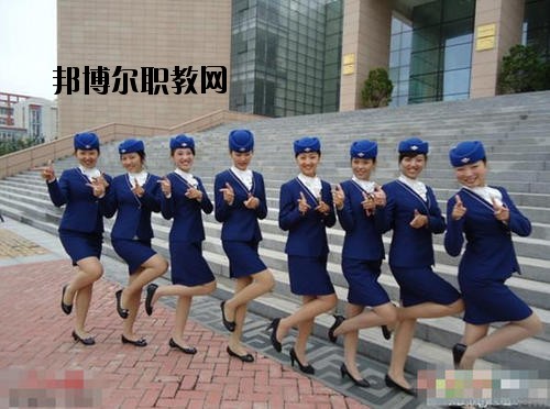 成都翔飛航空職業(yè)技術學校2020年報名條件、招生要求、招生對象