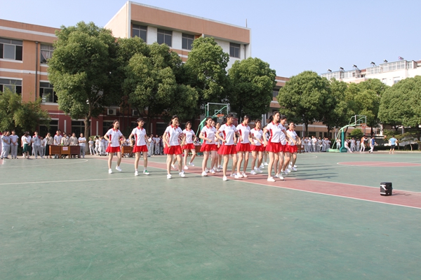 江陰商業(yè)中等專(zhuān)業(yè)學(xué)校2020年報(bào)名條件、招生要求、招生對(duì)象