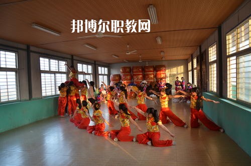 新蔡職業(yè)中等專(zhuān)業(yè)學(xué)校2021年報(bào)名條件、招生要求、招生對(duì)象