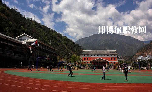 四川石棉職業(yè)高級中學2020年報名條件、招生要求、招生對象
