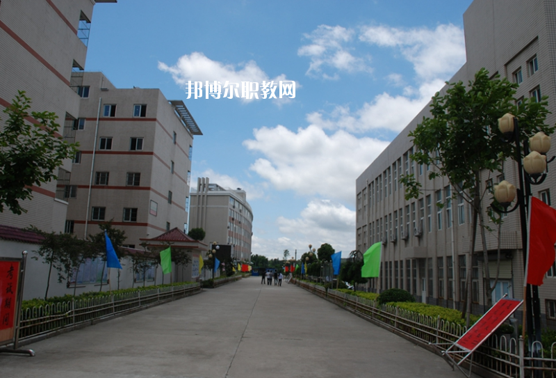 太湖職業(yè)技術學校網站網址