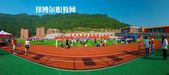 通江縣職業(yè)高級(jí)中學(xué)2020年報(bào)名條件、招生要求、招生對(duì)象
