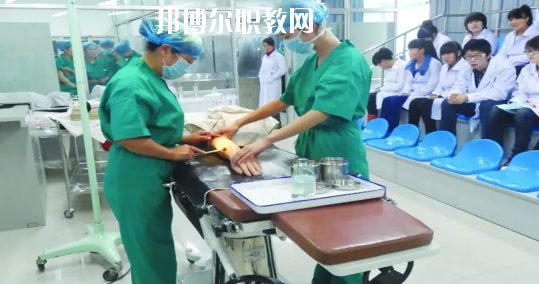 甘肅省臨夏州職業(yè)技術(shù)學(xué)校2020年報名條件、招生要求、招生對象