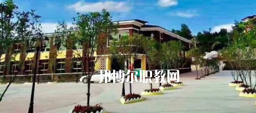 貴州航空工業(yè)技師學(xué)院烏當(dāng)校區(qū)2020年報名條件、招生要求、招生對象