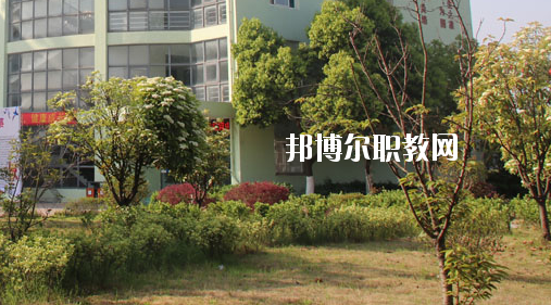合肥騰飛學(xué)校2020年報名條件、招生要求、招生對象