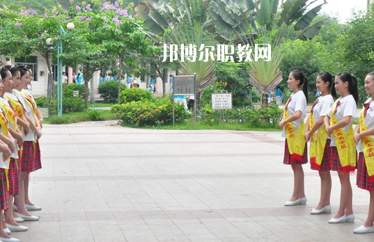 廣東黃埔衛(wèi)生職業(yè)技術(shù)學校2020年報名條件、招生要求、招生對象