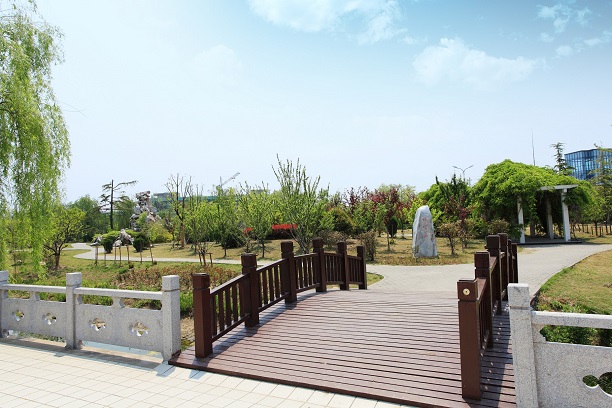 鹽城工業(yè)職業(yè)技術(shù)學(xué)院中專(zhuān)部怎么樣、好不好