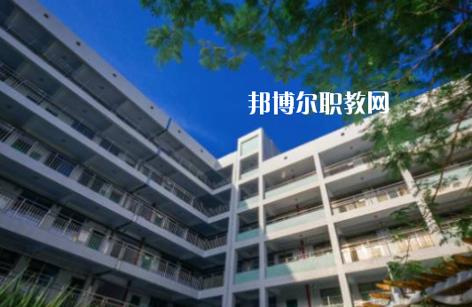 深圳市龍崗職業(yè)技術(shù)學(xué)校2020年有哪些專(zhuān)業(yè)