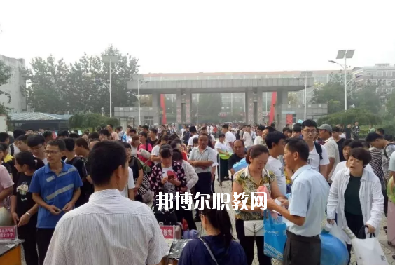 青縣職業(yè)技術(shù)教育中心2020年報名條件、招生要求、招生對象