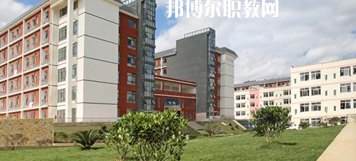 黔南民族職業(yè)技術(shù)學(xué)院(中職部)2020年報(bào)名條件、招生要求、招生對象