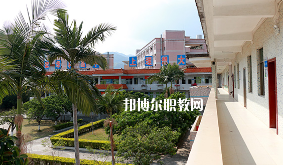 惠州華科職業(yè)高級(jí)中學(xué)怎么樣、好不好