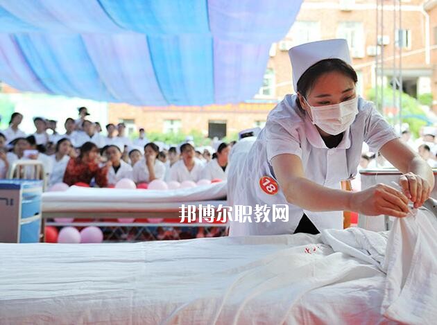 重慶2020年哪個(gè)學(xué)校有衛(wèi)校