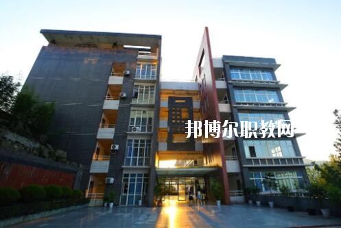 重慶2020年哪個(gè)高職院校的衛(wèi)校好