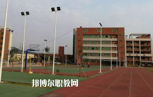 龍門縣職業(yè)技術學校網站網址
