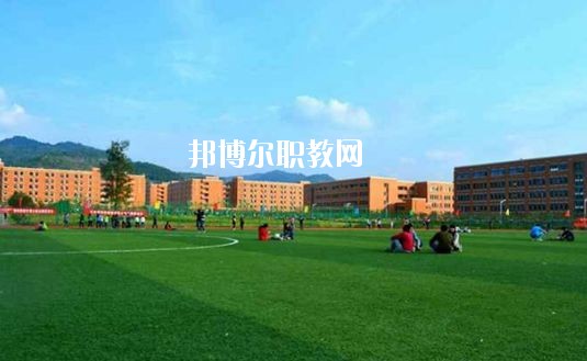 漯河市第二中等專業(yè)學(xué)校2021年報(bào)名條件、招生要求、招生對象