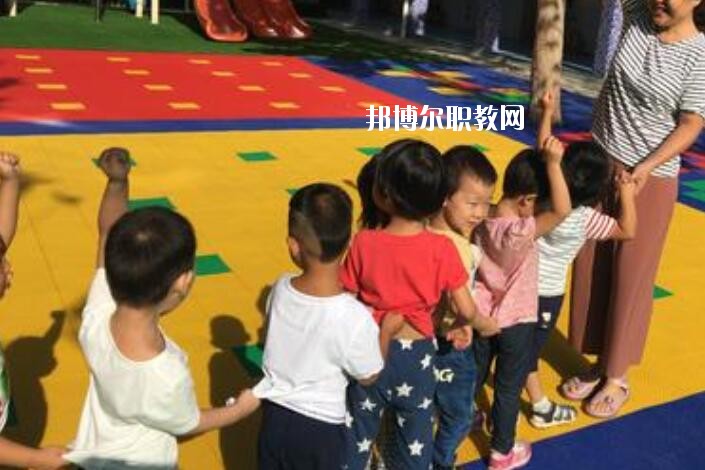 湖北2020年幼師學校有哪些專業(yè)適合女生