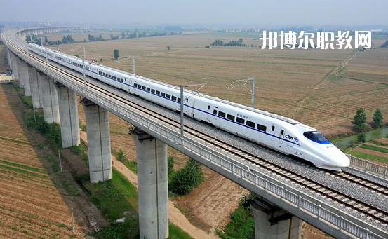 甘肅2020年男生上什么高鐵學校好