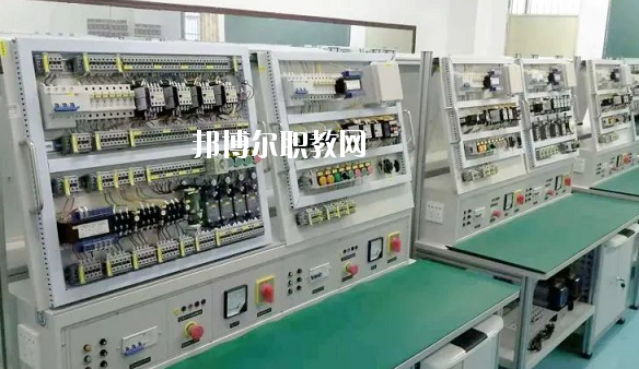 梅州五洲學(xué)校2020年報名條件、招生要求、招生對象