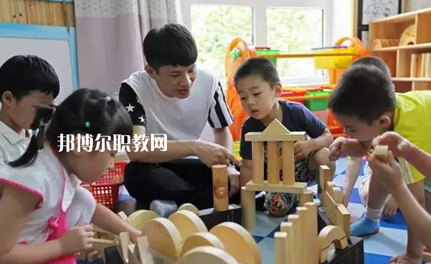 湖北2020年哪所幼師學(xué)校好