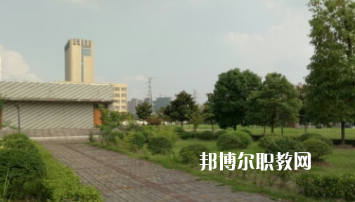 安徽2020年男生讀鐵路學(xué)校好嗎