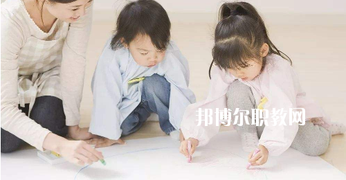 貴州2020年女生上什么幼師學(xué)校比較好