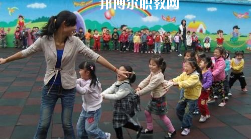 貴州2020年女生可以讀幼師學校嗎