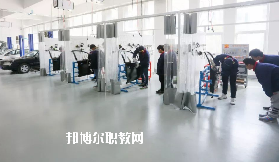 廣東2020年男生上什么汽修學(xué)校比較好