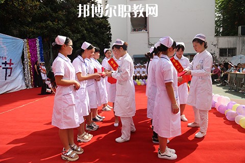四川2020年以衛(wèi)校為王牌專(zhuān)業(yè)的大專(zhuān)學(xué)校有哪些