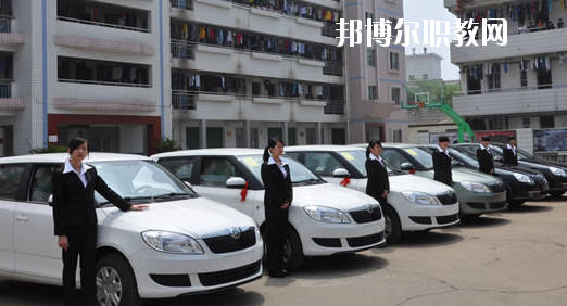 廣東2020年適合女生的汽修學(xué)校