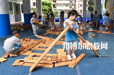 四川2020年讀幼師學(xué)校的大專