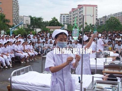 四川2020年初中生能讀衛(wèi)校嗎