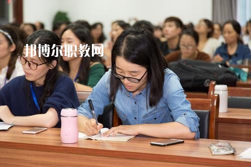 四川2020年好一點(diǎn)的幼師學(xué)校大專學(xué)校