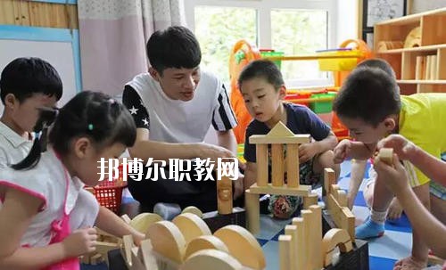 四川2020年設(shè)有幼師學(xué)校的公辦大專學(xué)校