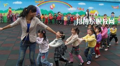 貴州2020年幼師學(xué)校學(xué)什么好找工作