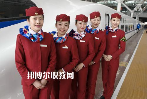 四川2020年鐵路學(xué)校好還是大專(zhuān)好