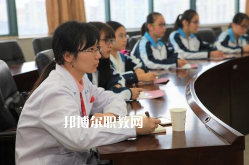 成都2020年衛(wèi)校是什么學(xué)校