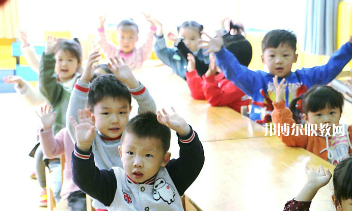 湖北2020年幼師學(xué)校畢業(yè)好找工作嗎