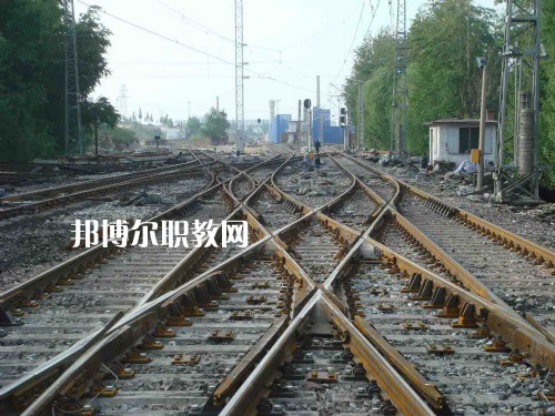 四川2020年女生學(xué)鐵路學(xué)校有前途嗎