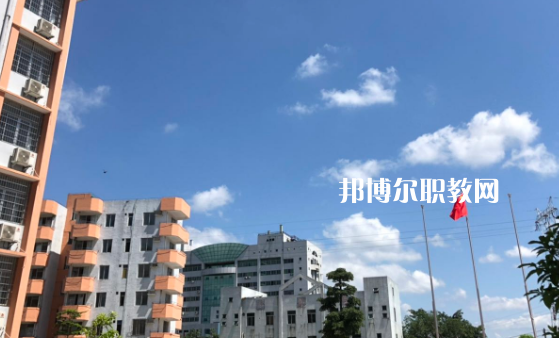 廣東南粵技工學(xué)校怎么樣、好不好