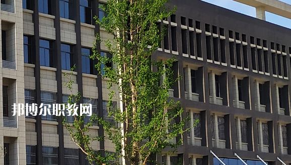 安徽天柱山旅游學(xué)校2021年報(bào)名條件、招生要求、招生對(duì)象