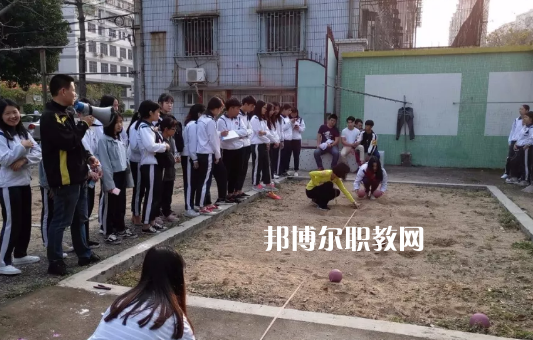 汕頭經(jīng)貿(mào)職業(yè)技術(shù)學(xué)校2021年報(bào)名條件、招生要求、招生對(duì)象